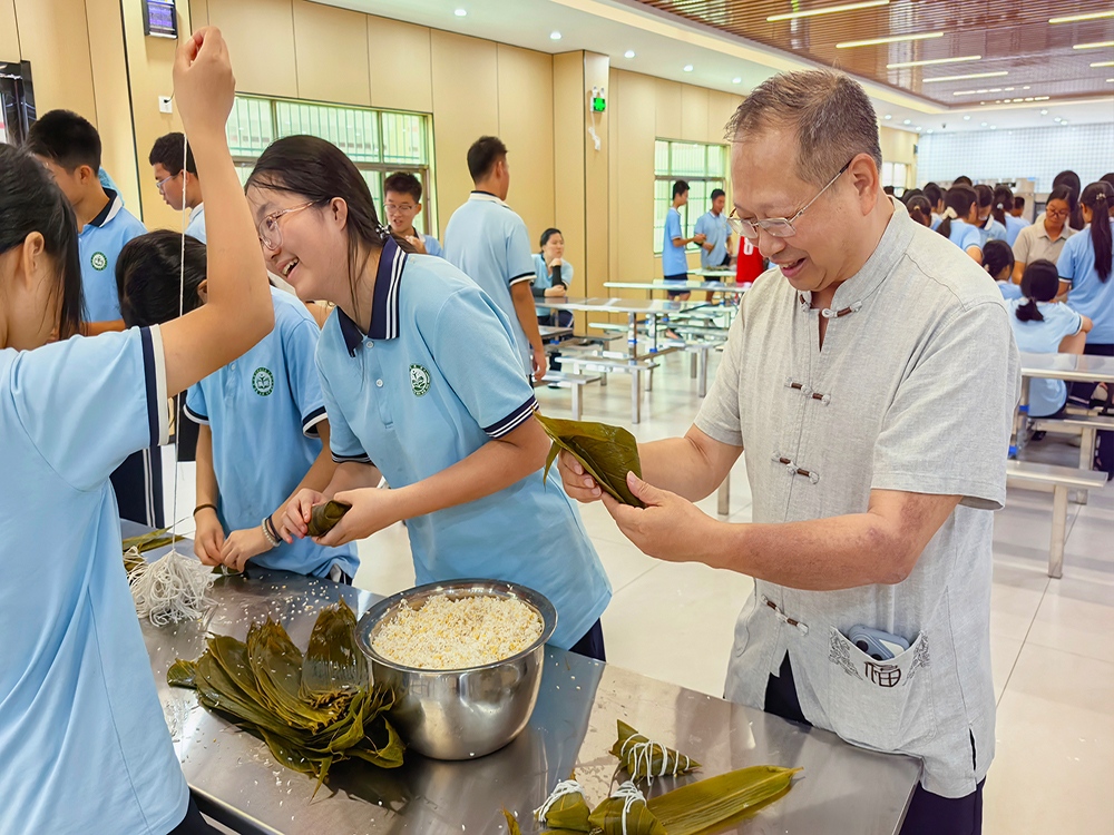 东莞有资质的小孩子叛逆改变学校怎么联系