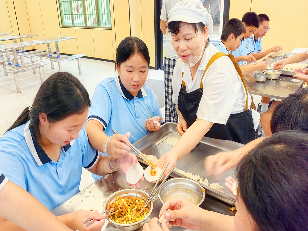 东莞有资质的小孩子叛逆改变学校怎么联系
